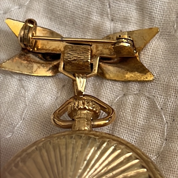 🎉𝐇𝐏!🎉1950’s HOUSE OF FULLER PERFUME HAND PAINTED PERFUME LOCKET - Picture 5 of 13